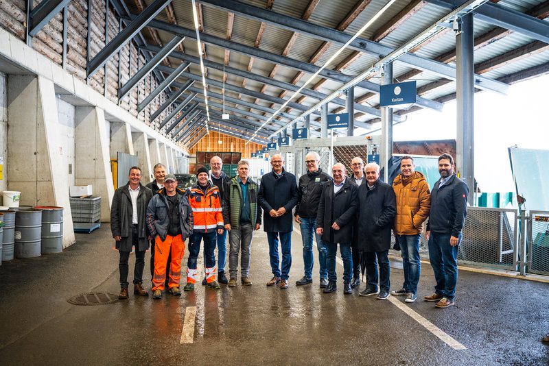 Wiegon - LH Toni Mattle zu Besuch im Recyclinghof Ischgl